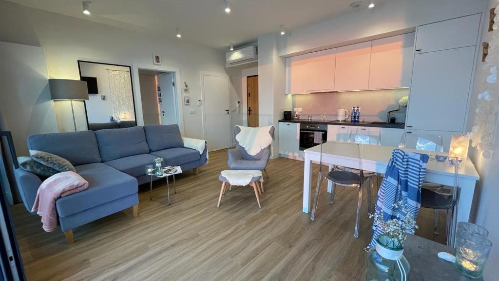 Apartament Morski Widok Nautic Park 51 Darlowko Exterior photo